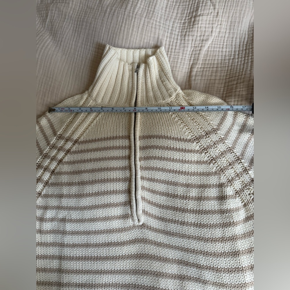 H&M - (New!) Cream and beige striped half-zip sweater - size S - Picture 12 of 13
